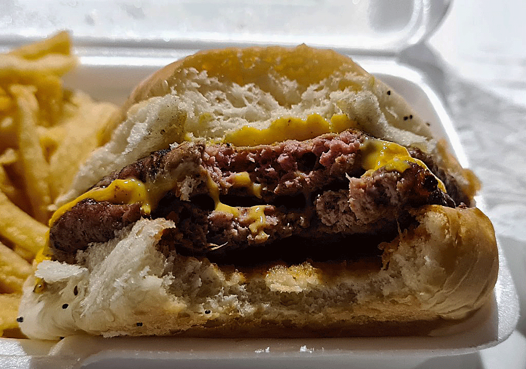 La Doble: double patties, double cheese, ketchup - Burger Joint Buenos Aires