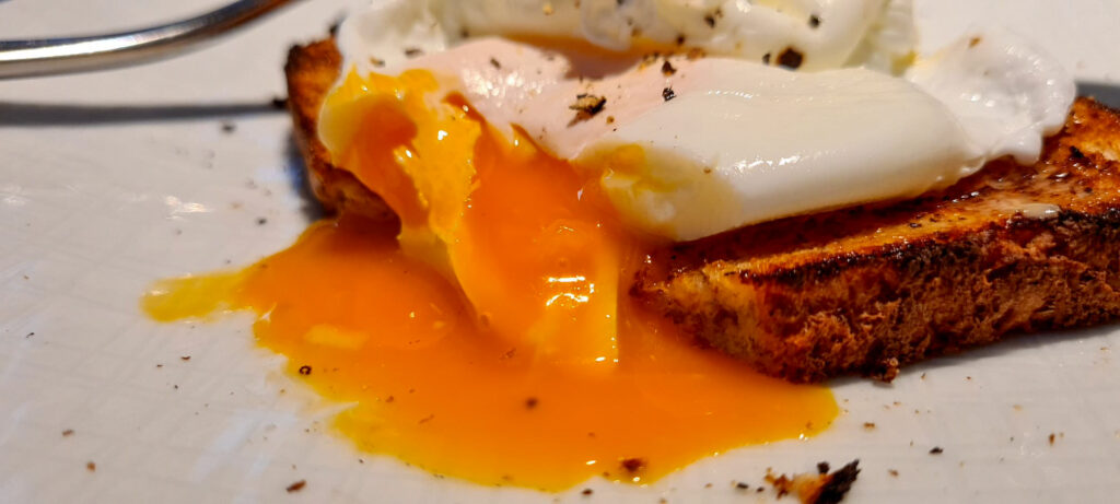 Poached Egg Breakfast Hilton Singapore Orchard Executive Lounge